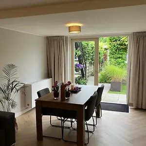 bb-schiphol-amsterdam.ihotelsrotterdam.com/