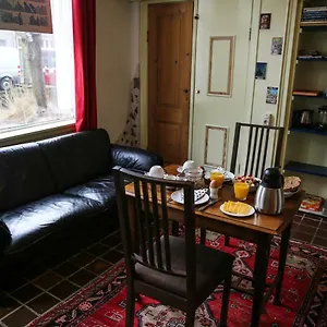 Frühstückspension 288, Delft